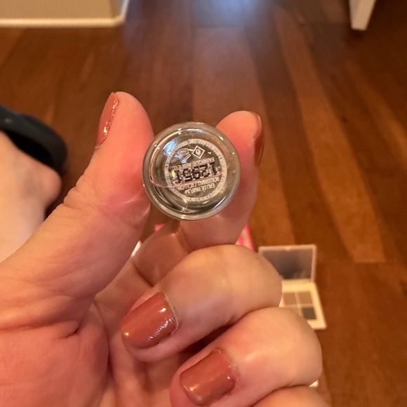 Valentino Vibrant Pink and Red Makeup Collection with other products included! - Picture 6 of 10